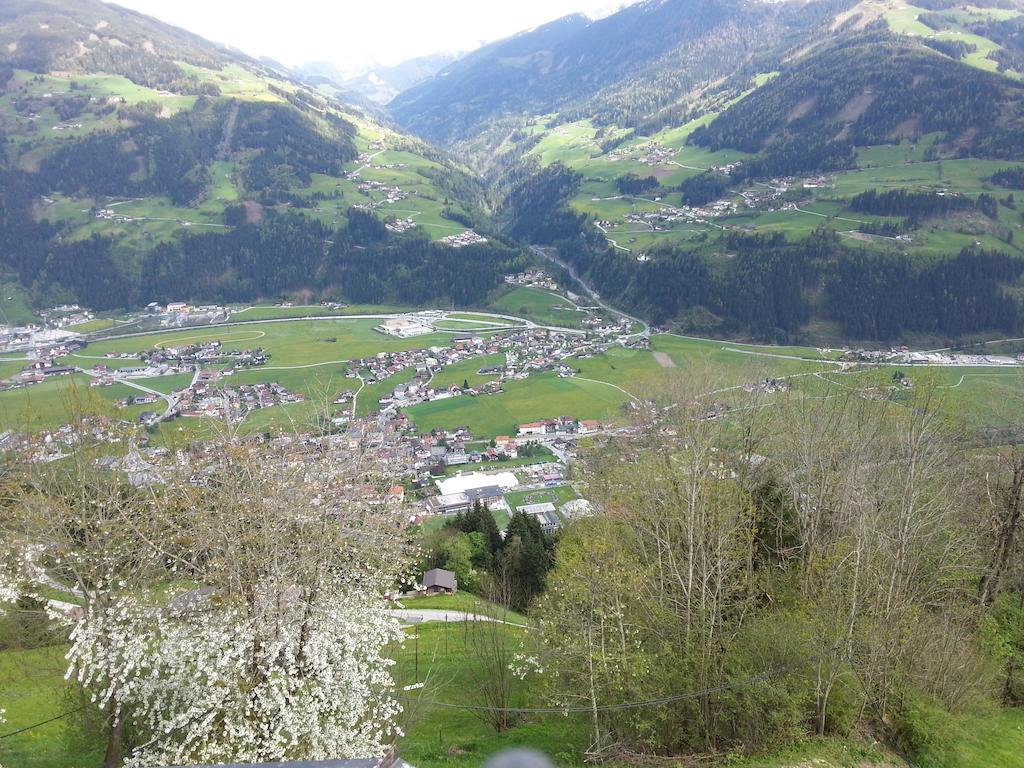 Haus Burbach Lägenhet Zellberg Exteriör bild