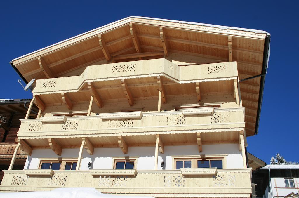 Haus Burbach Lägenhet Zellberg Exteriör bild