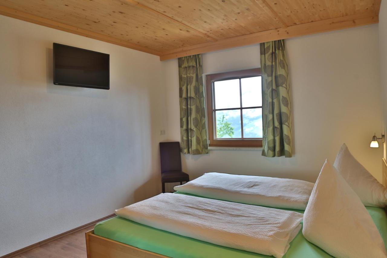 Haus Burbach Lägenhet Zellberg Exteriör bild