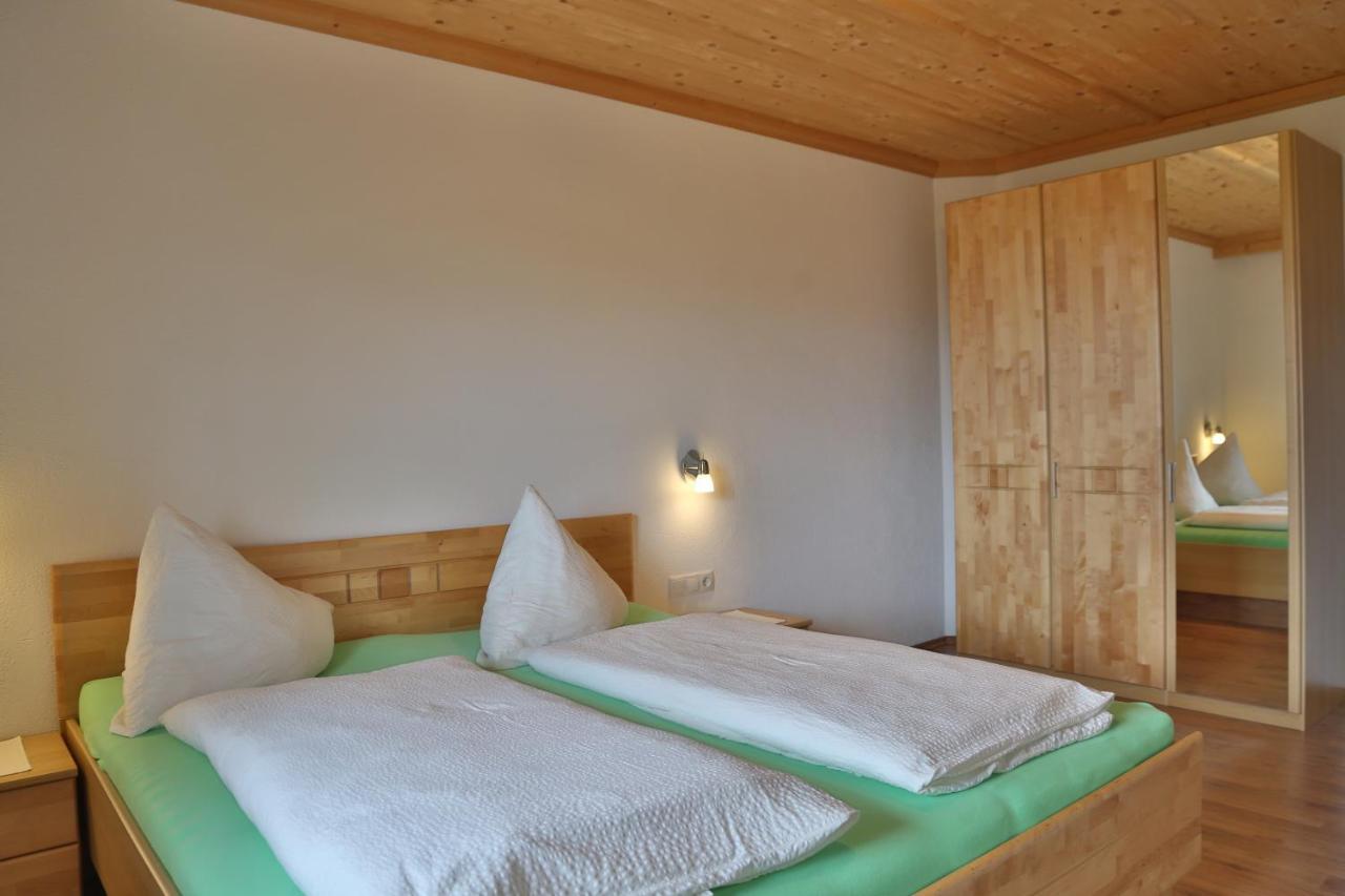 Haus Burbach Lägenhet Zellberg Exteriör bild